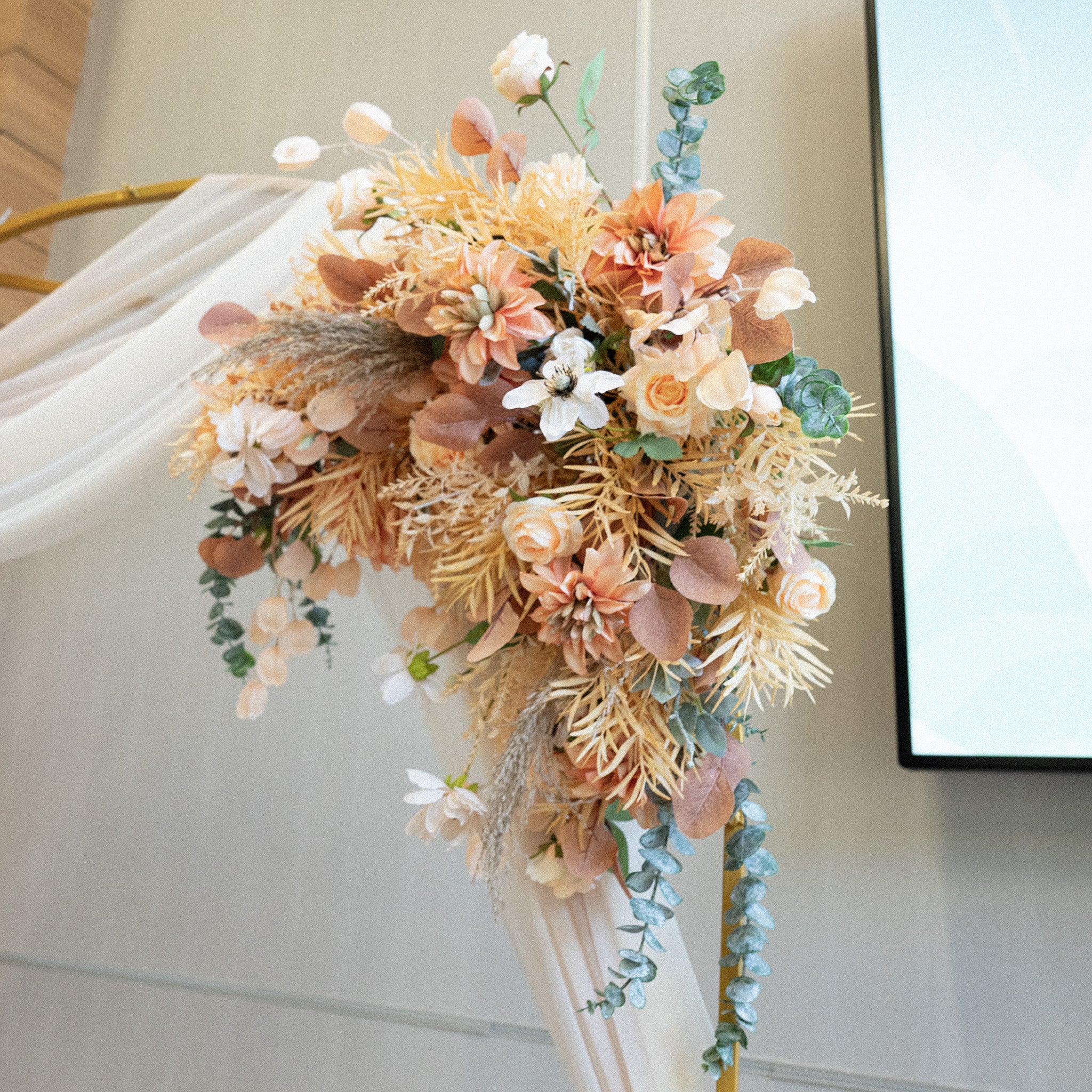 Rosy Sunset Arch Flowers Duo