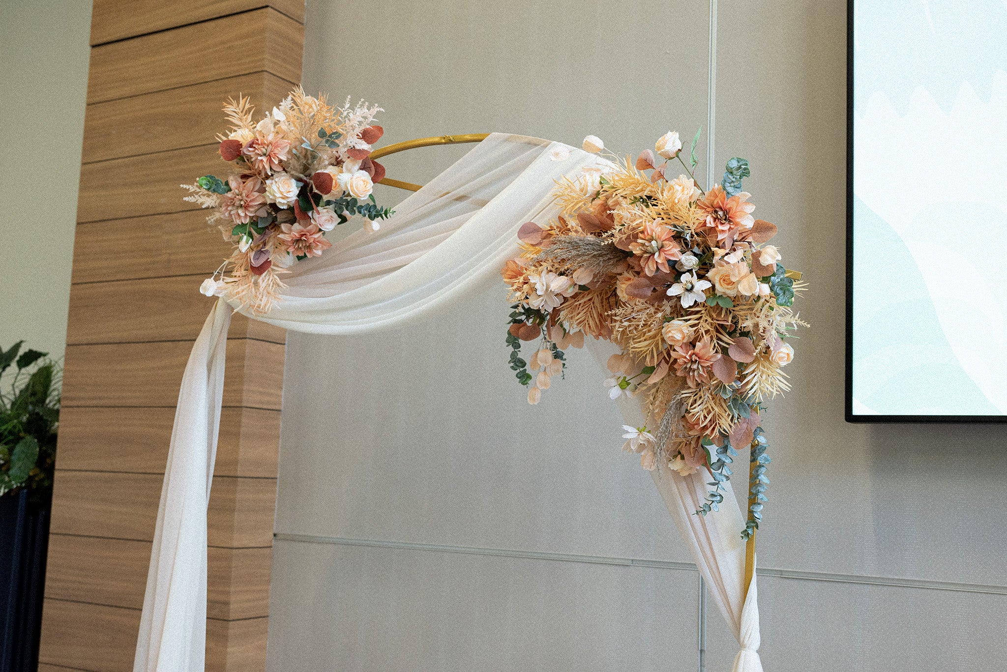 Rosy Sunset Arch Flowers Duo