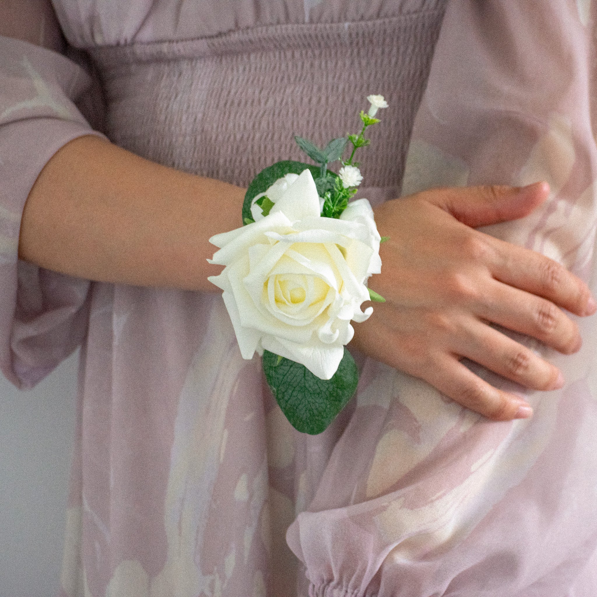 Ivory Dreams Corsage